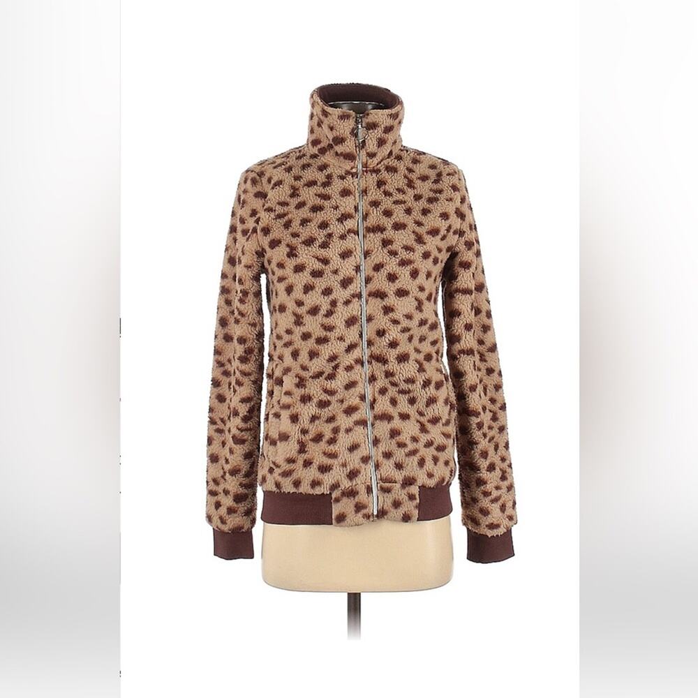 CRW Hooks equestrian riding gear fuzzy leopard prinr‎ sweater, XS